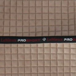 LeMieux Schabracke Luxury Square Vielseitigkeit Mulberry -Reitsportbedarf Geschäft agradi 44755866 6.a53afd 1