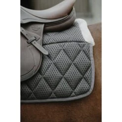 EQUITHÈME Schabracke Pro Air Vielseitig Grau Warmblut -Reitsportbedarf Geschäft ekkia z08298 204 922 011 det1.66f887