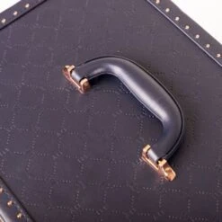 HV Polo Putzbox Luxury Navy -Reitsportbedarf Geschäft ir 52c3172f2bf449b3cdb12c852f5a417d3caad906 boxen 7.84df47