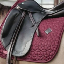 Kentucky Horsewear Kentucky Schabracke Basic Dressur Navy Warmblut 30 Kentucky Horsewear Kentucky Schabracke Basic Dressur Navy Warmblut -Reitsportbedarf Geschäft kentucky zadeldekje basic dressuur bordeaux 1.26891b 2