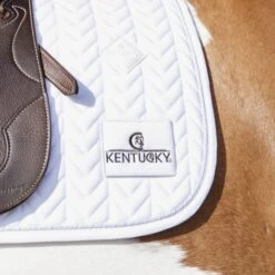 Kentucky Horsewear Kentucky Schabracke Fishbone Dressur New Schwarz Warmblut -Reitsportbedarf Geschäft kentucky zadeldekje fishbone dressuur white 4.0f025f 1