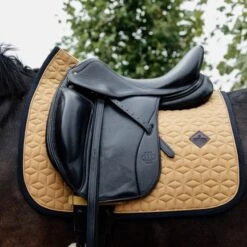 Kentucky Horsewear Kentucky Schabracke Softshell Dressur Grau 24 Kentucky Horsewear Kentucky Schabracke Softshell Dressur Grau -Reitsportbedarf Geschäft kentucky zadeldekje softshell dressuur geel.bdc336