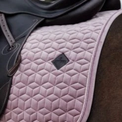 Kentucky Horsewear Kentucky Schabracke Samt Dressur Lila -Reitsportbedarf Geschäft kentucky zadeldekje velvet dressuur old rose 1.3988ea