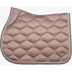 PS Of Sweden Schabracke Signature Springen Navy 34 PS Of Sweden Schabracke Signature Springen Navy -Reitsportbedarf Geschäft ps signature dusty mauve jump 0575 1500x2000.421894 2